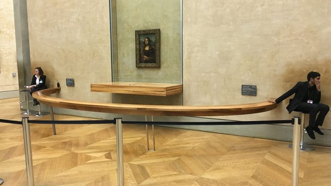Het Louvre is leeg